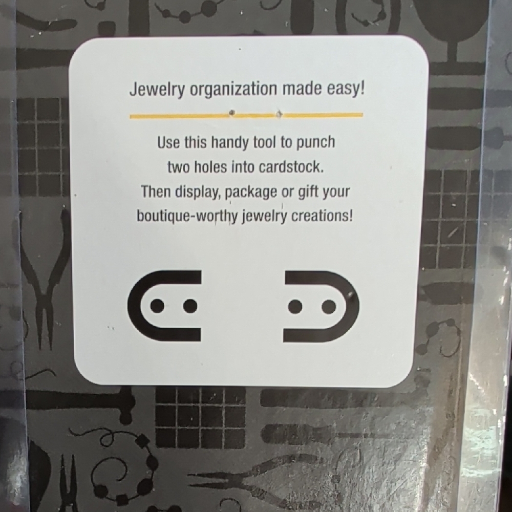 Yellow Earring Display Card Punch - Picture 2 of 2